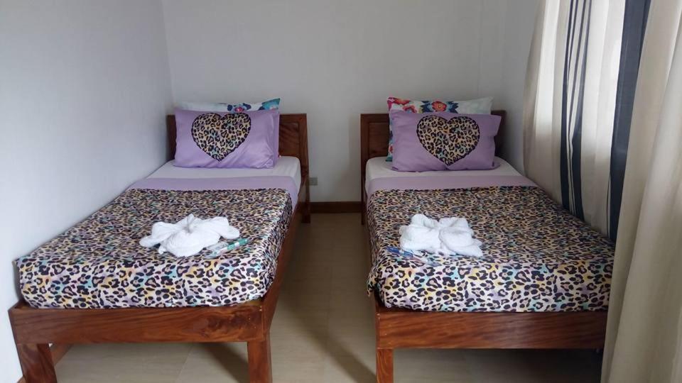 باسكو Florabells Iraya Guest House - Batanes المظهر الخارجي الصورة