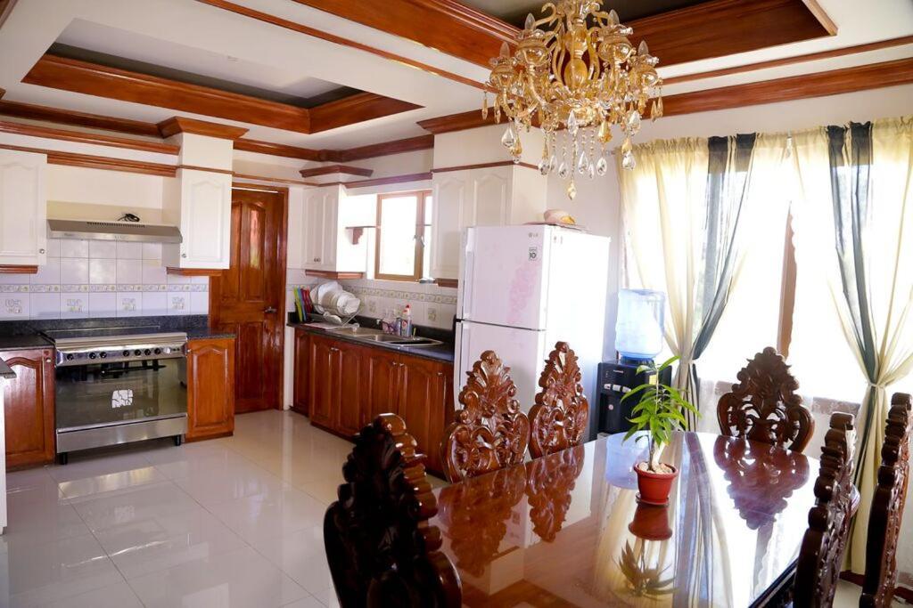 باسكو Florabells Iraya Guest House - Batanes المظهر الخارجي الصورة