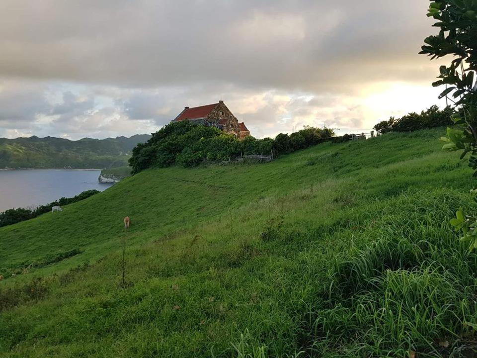 باسكو Florabells Iraya Guest House - Batanes المظهر الخارجي الصورة